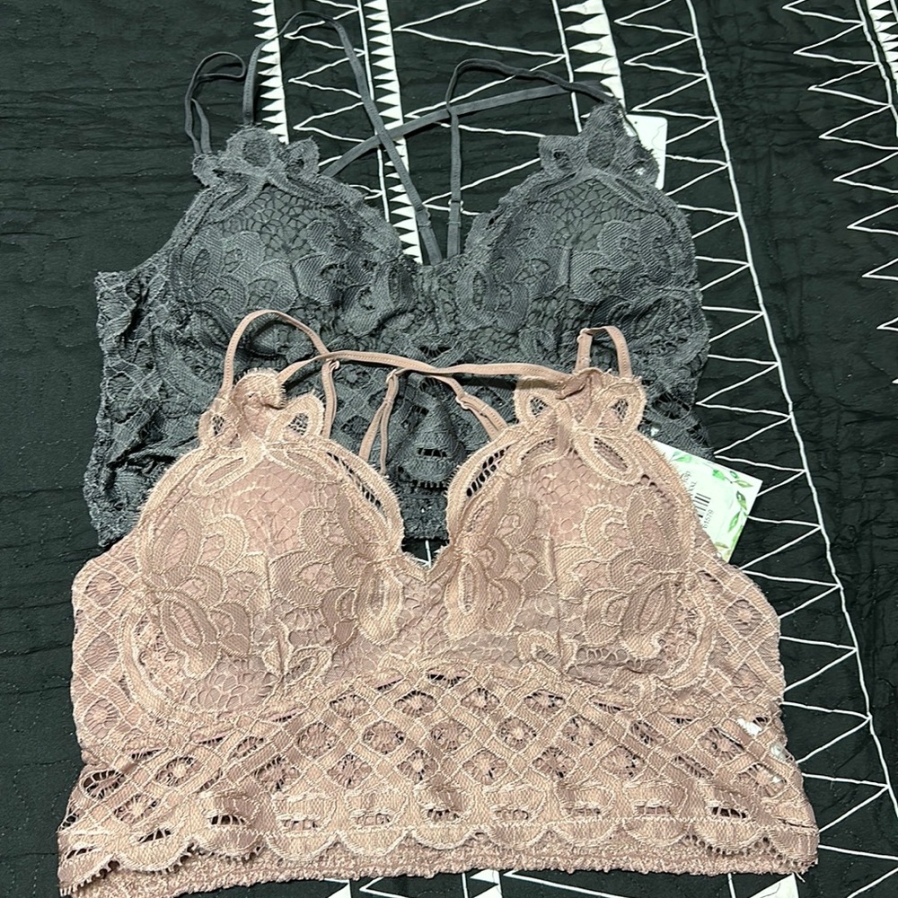 So in Love - Gray and Pink Bralettes Size XXL - Fit more like a L